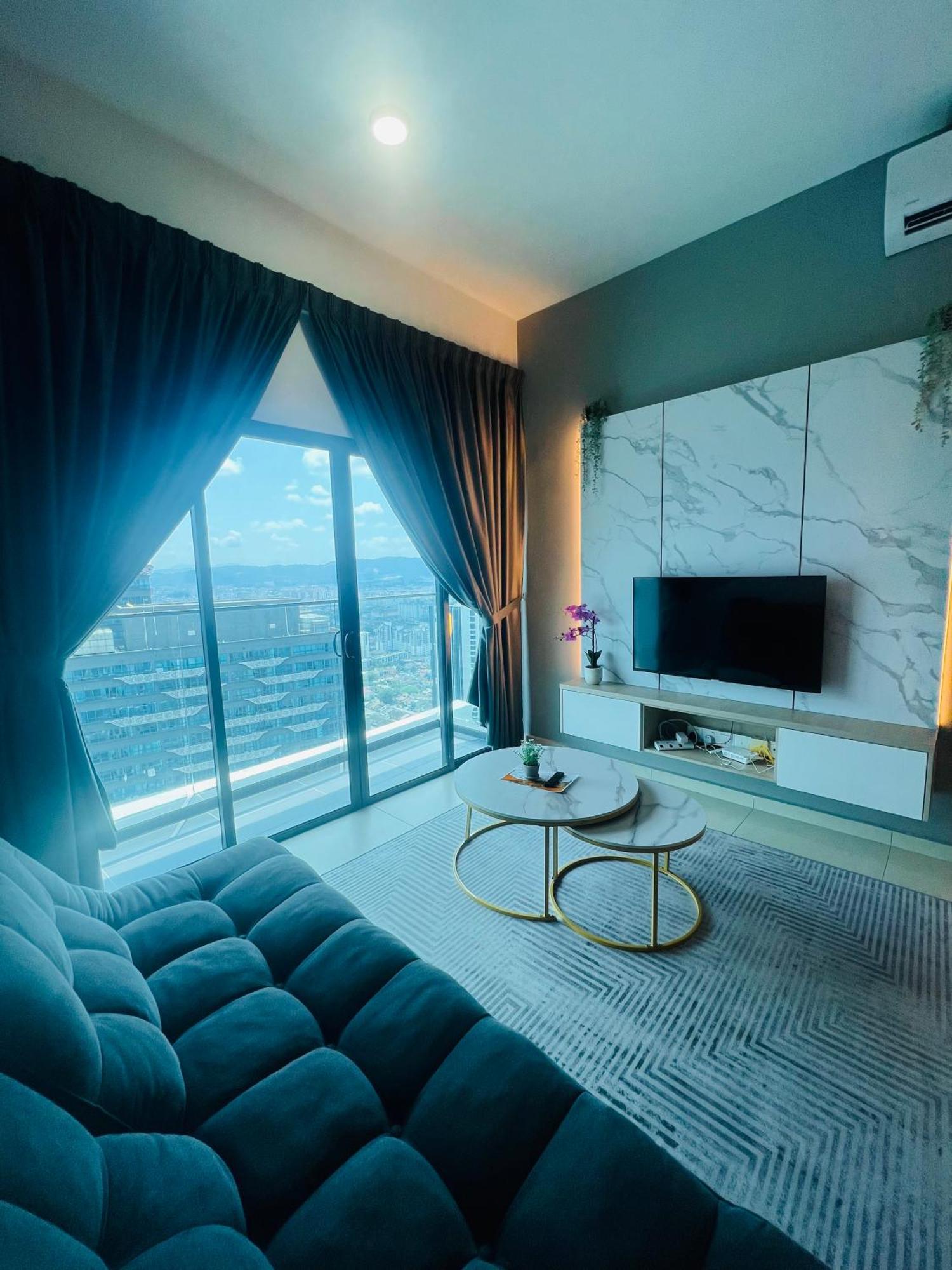 Reizz Residence By D'Amour Kuala Lumpur Exteriör bild