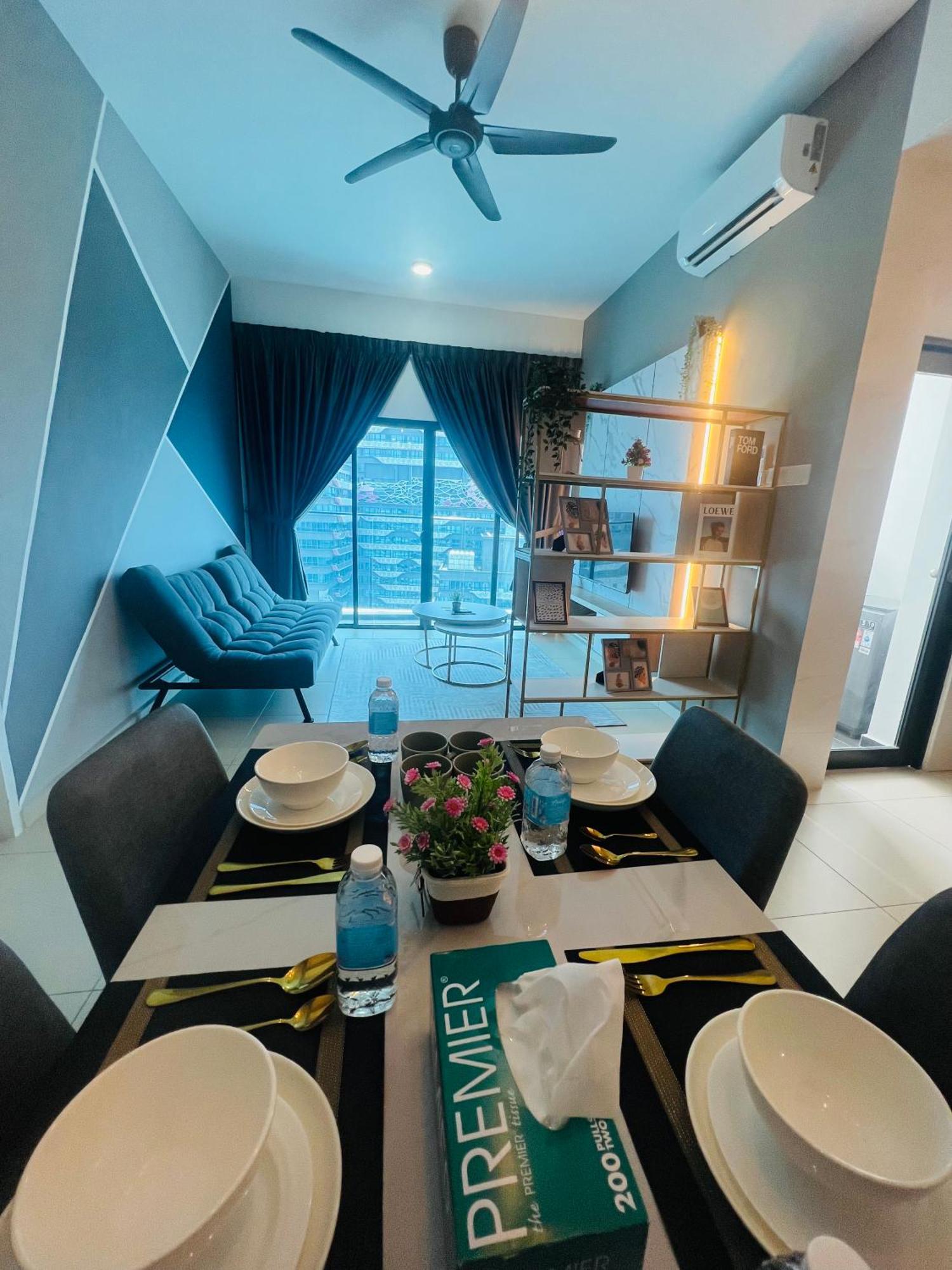 Reizz Residence By D'Amour Kuala Lumpur Exteriör bild