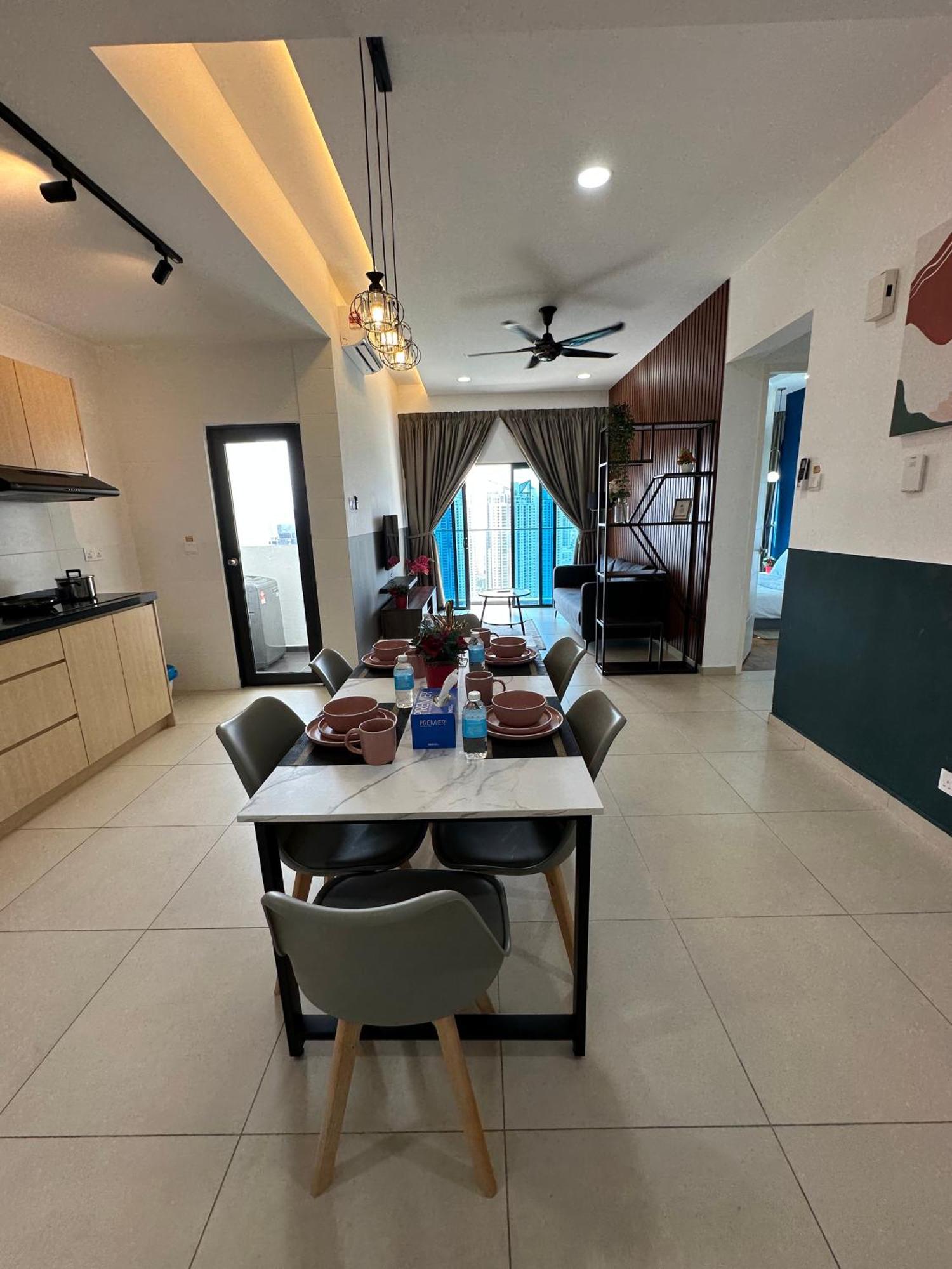 Reizz Residence By D'Amour Kuala Lumpur Exteriör bild