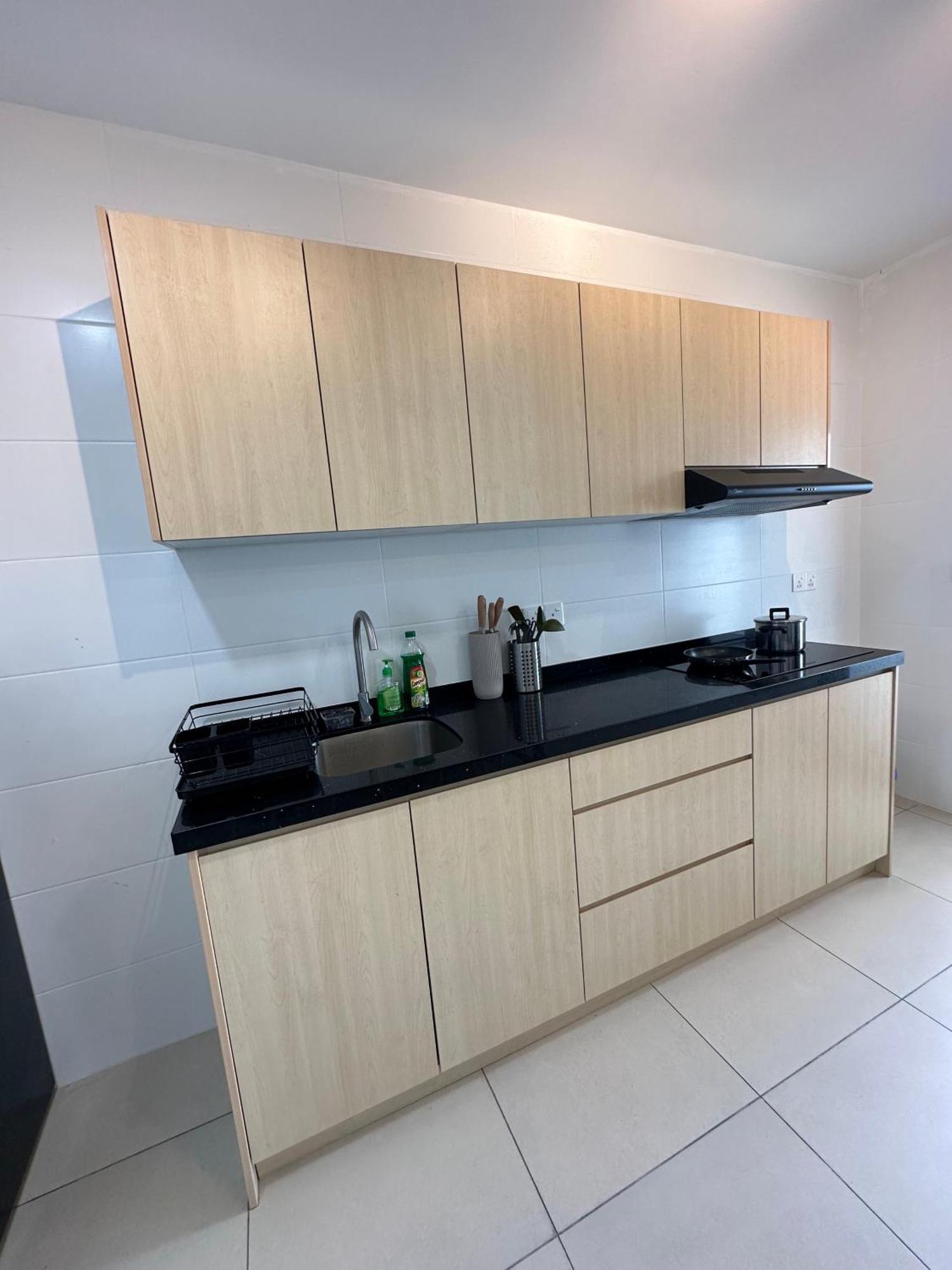 Reizz Residence By D'Amour Kuala Lumpur Exteriör bild