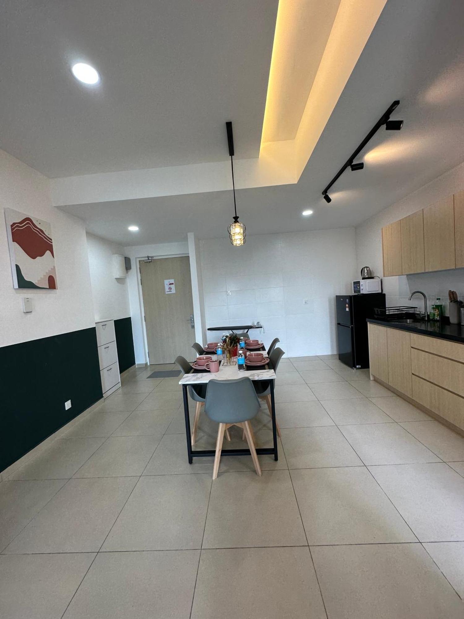 Reizz Residence By D'Amour Kuala Lumpur Exteriör bild